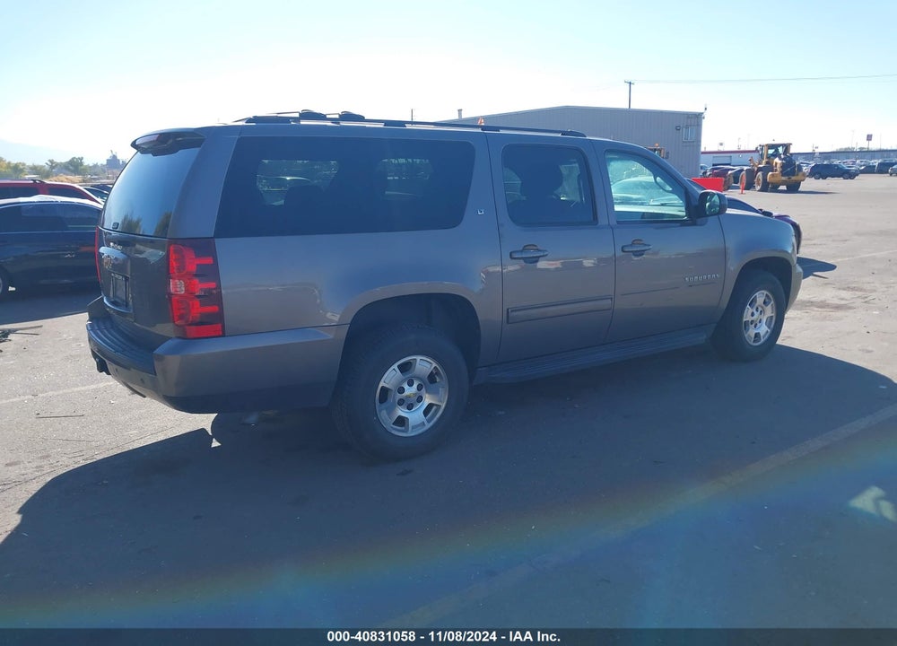 2013 CHEVROLET SUBURBAN 1500 LT VIN: 1GNSKJE7XDR355944