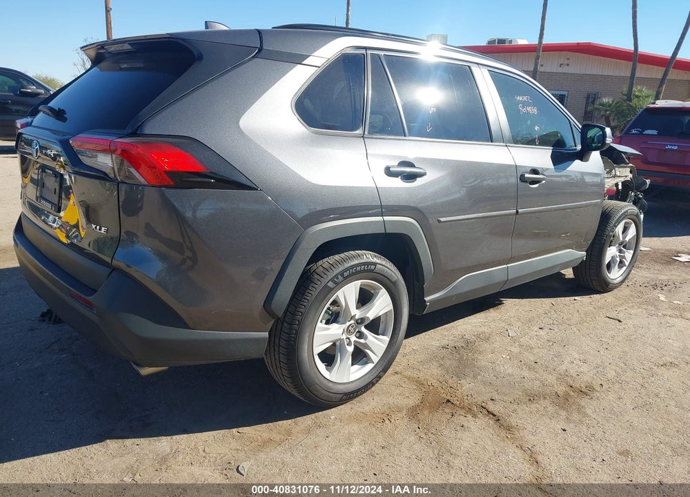 2021 TOYOTA RAV4 XLE VIN: 2T3W1RFV4MC161288