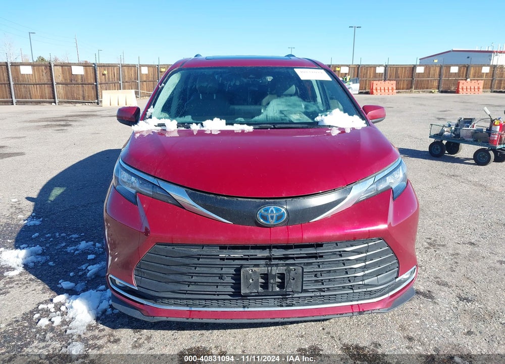 2023 TOYOTA SIENNA XLE VIN: 5TDYRKEC6PS165369