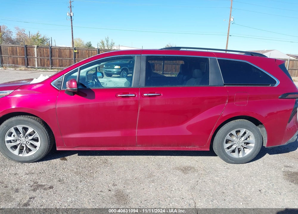 2023 TOYOTA SIENNA XLE VIN: 5TDYRKEC6PS165369