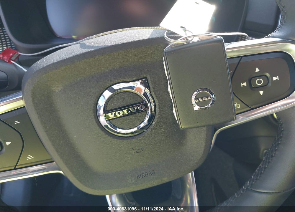 2022 VOLVO XC40 T4 R-DESIGN VIN: YV4AC2HM9N2789272