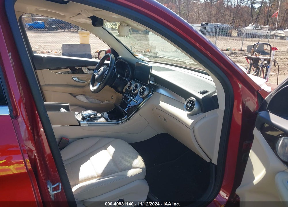 2016 MERCEDES-BENZ GLC 300 4MATIC VIN: WDC0G4KB9GF019178