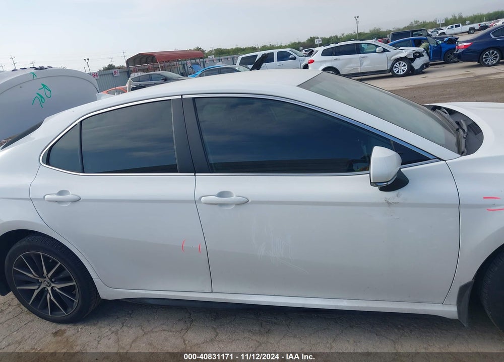 2022 TOYOTA CAMRY VIN: 4T1T11AK8NU075993