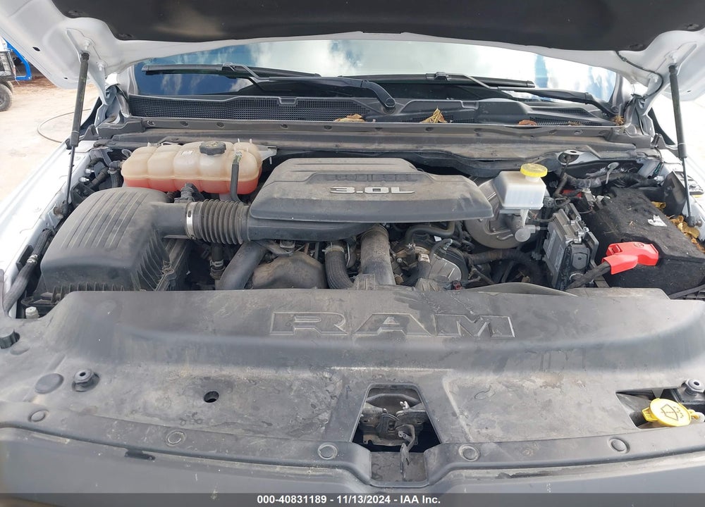 2022 RAM 1500 REBEL 4X4 5'7 BOX VIN: 1C6SRFLM1NN363182