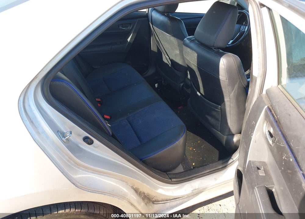 2018 TOYOTA COROLLA SE VIN: 2T1BURHE9JC070895