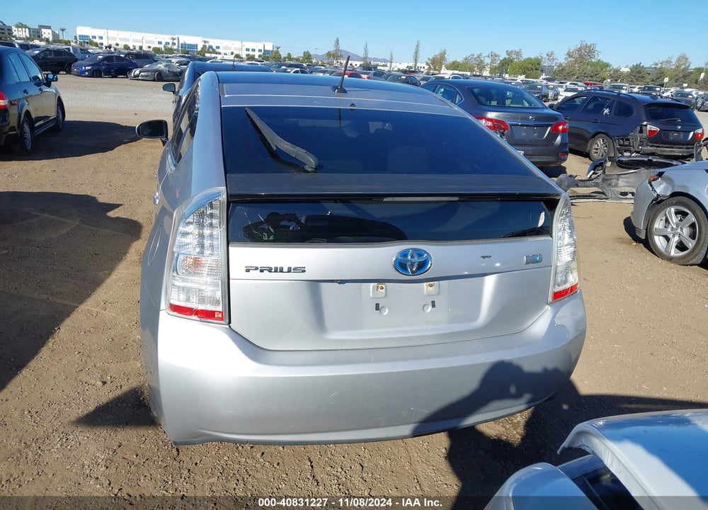 2010 TOYOTA PRIUS III VIN: JTDKN3DU4A0080901