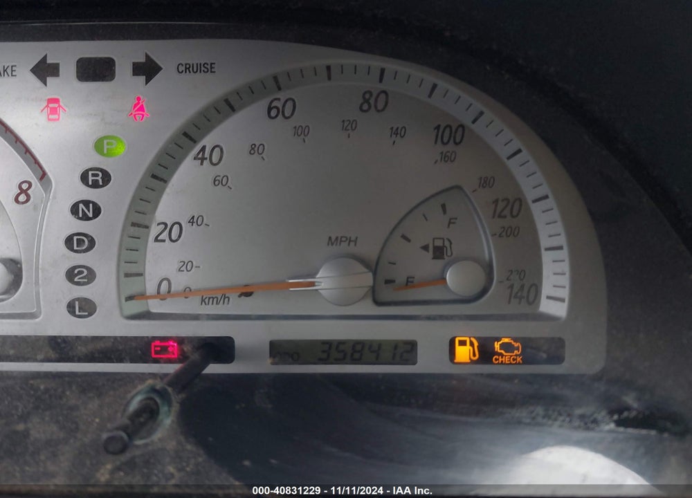 2003 TOYOTA CAMRY SE VIN: 4T1BE30K63U133500