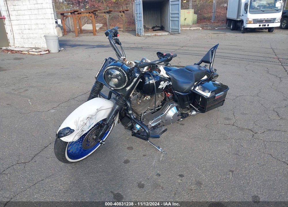 2001 HARLEY-DAVIDSON FLHPI VIN: 1HD1FHW111Y621041