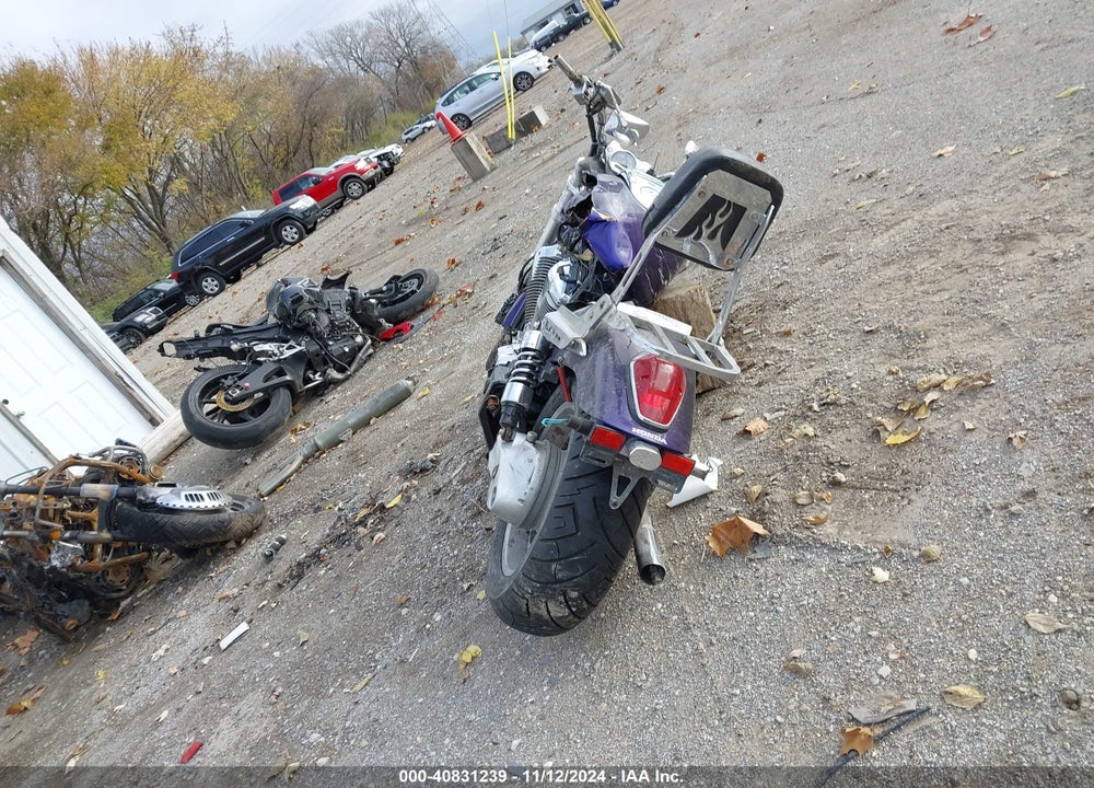 2002 HONDA VTX1800 C VIN: 1HFSC460X2A011623