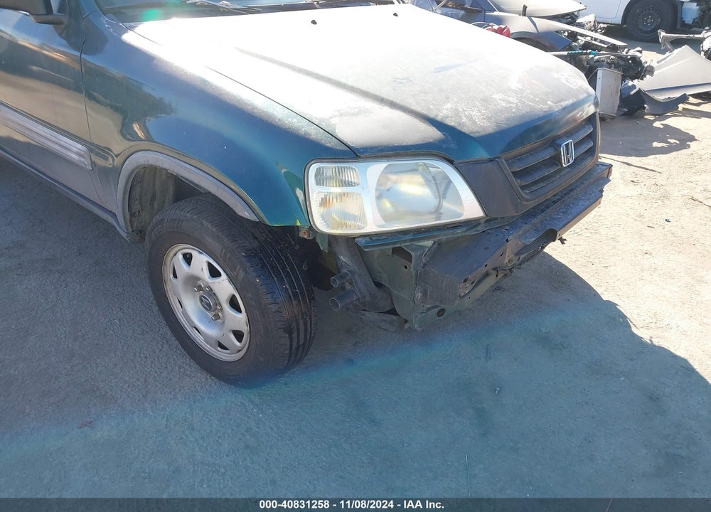 2000 HONDA CR-V LX VIN: JHLRD2846YC001116