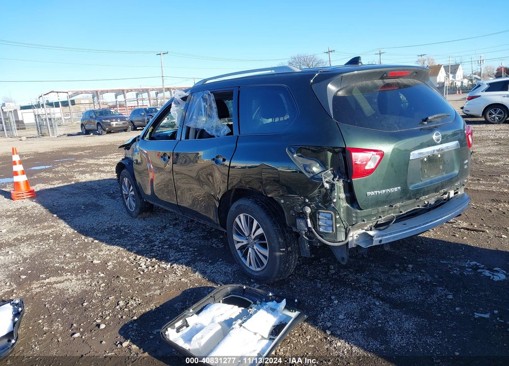 2019 NISSAN PATHFINDER SL VIN: 5N1DR2MM4KC646056