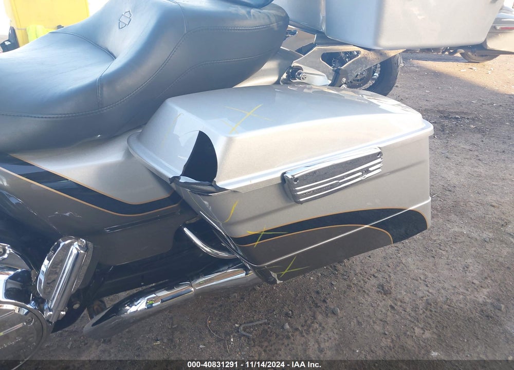 2009 HARLEY-DAVIDSON FLTRSE3 VIN: 1HD1PV8329Y954922