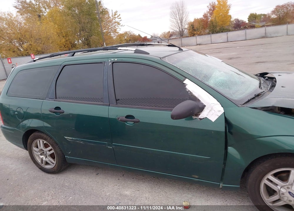 2001 FORD FOCUS SE VIN: 1FAFP36301W182408