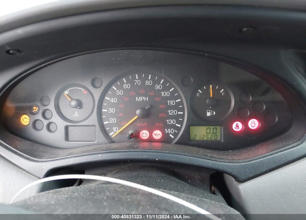 2001 FORD FOCUS SE VIN: 1FAFP36301W182408