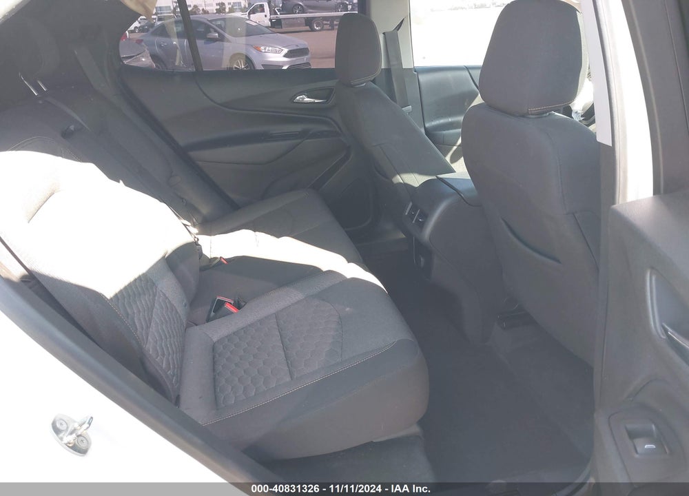2018 CHEVROLET EQUINOX LT VIN: 2GNAXJEV4J6241974