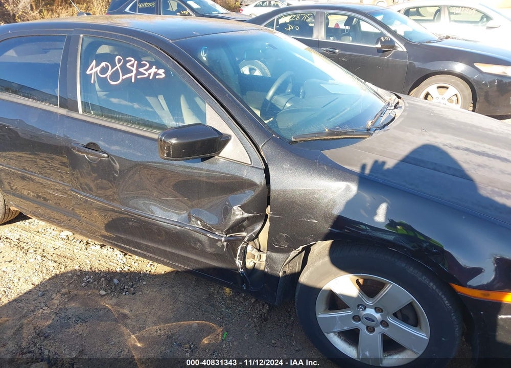 2009 FORD FUSION SE VIN: 3FAHP07139R102070