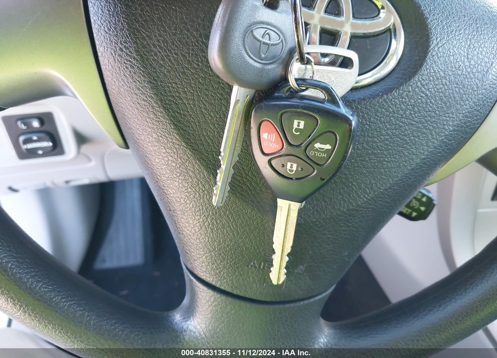 2011 TOYOTA COROLLA LE VIN: 2T1BU4EE0BC653400