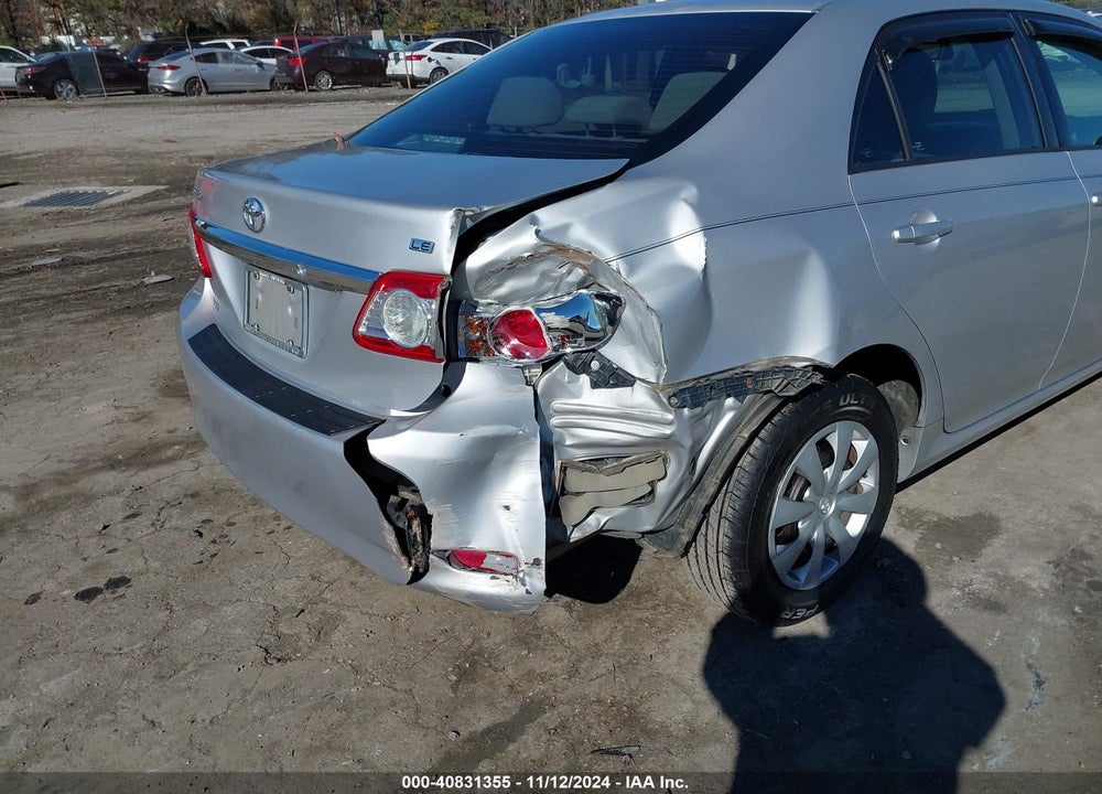 2011 TOYOTA COROLLA LE VIN: 2T1BU4EE0BC653400