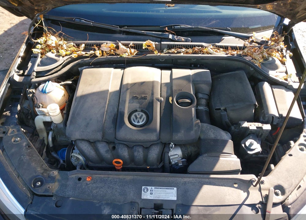 2012 VOLKSWAGEN JETTA 2.5L SE VIN: 3VWDP7AJ3CM325978