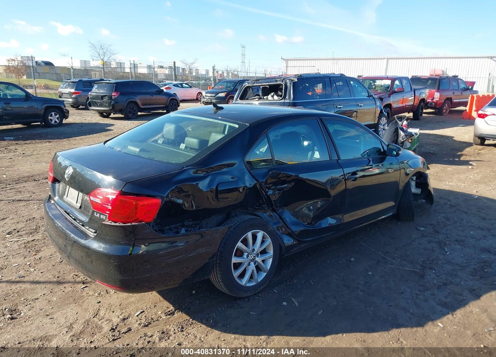 2012 VOLKSWAGEN JETTA 2.5L SE VIN: 3VWDP7AJ3CM325978