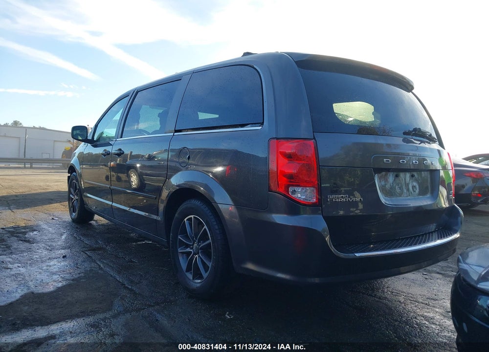 2017 DODGE GRAND CARAVAN SXT VIN: 2C4RDGCG3HR813721