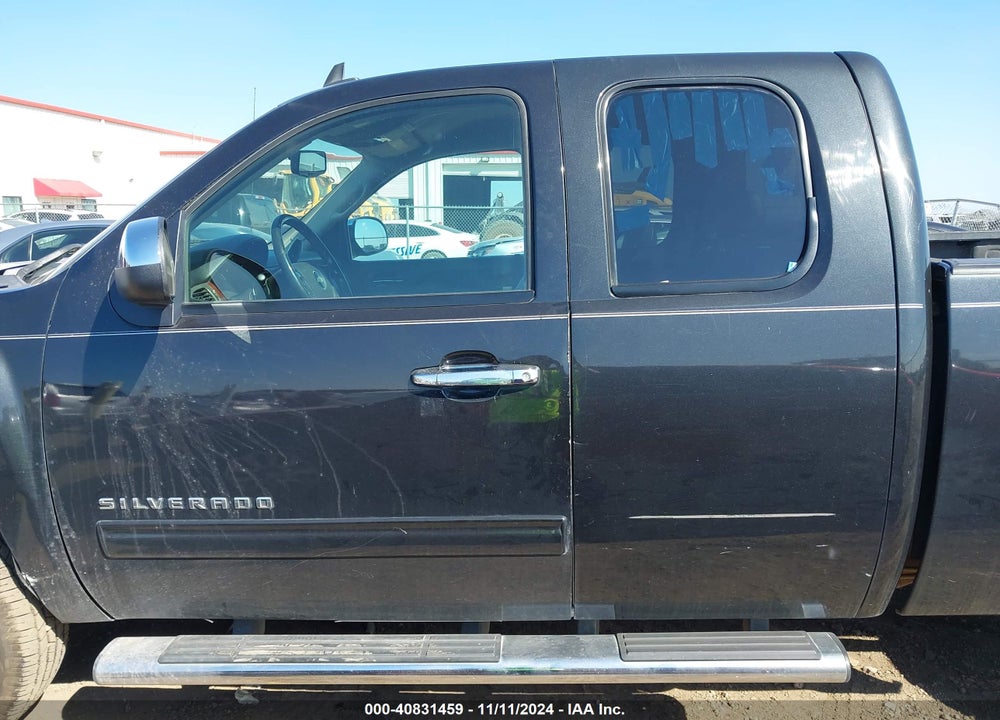2010 CHEVROLET SILVERADO 1500 LTZ VIN: 1GCSCTE01AZ124415