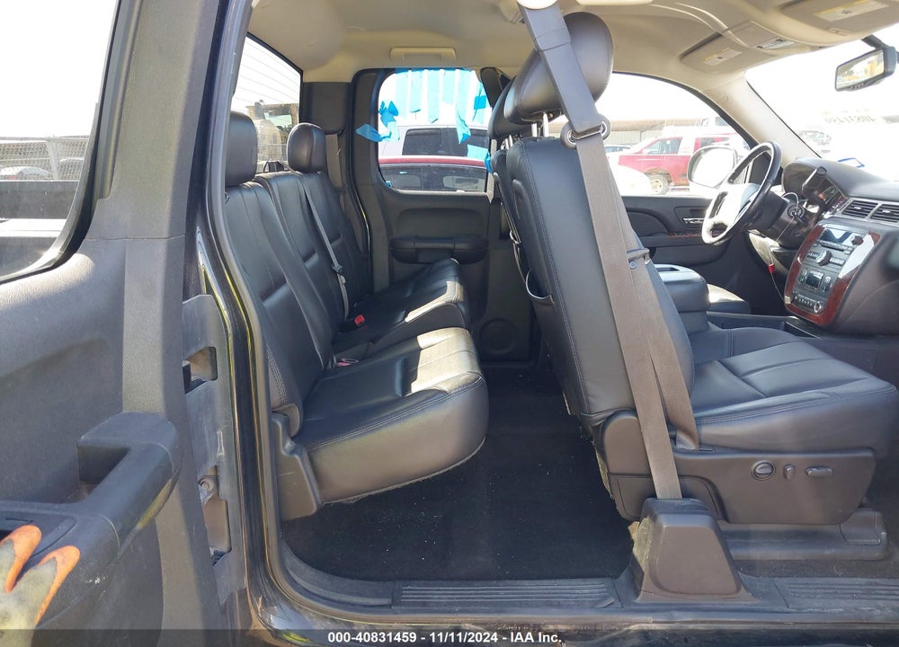 2010 CHEVROLET SILVERADO 1500 LTZ VIN: 1GCSCTE01AZ124415