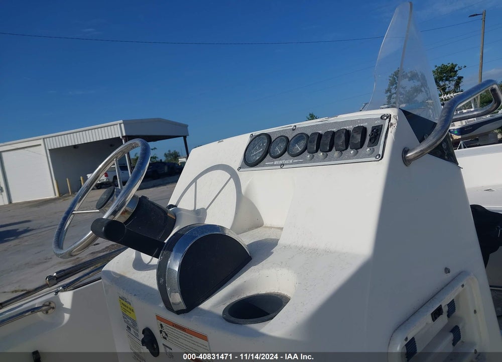2019 BOSTON WHALER OTHER VIN: BWCE0959J819