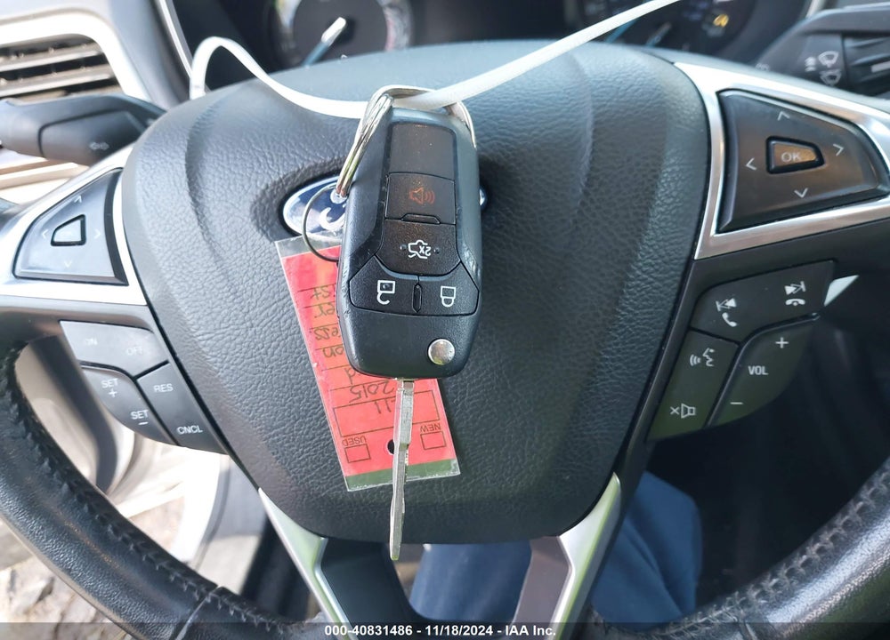 2015 FORD FUSION SE VIN: 1FA6P0HD8F5111281
