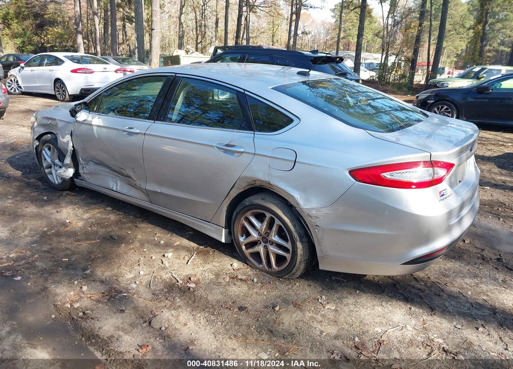 2015 FORD FUSION SE VIN: 1FA6P0HD8F5111281