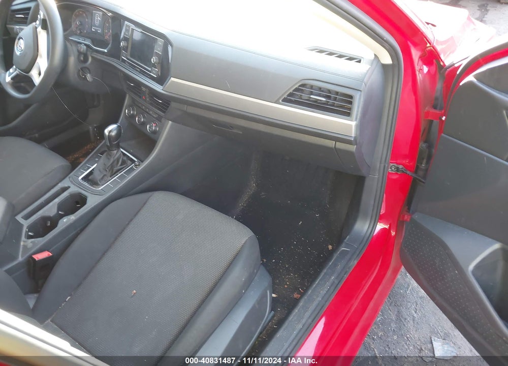 2019 VOLKSWAGEN JETTA 1.4T R-LINE/1.4T S/1.4T SE VIN: 3VWC57BUXKM206477