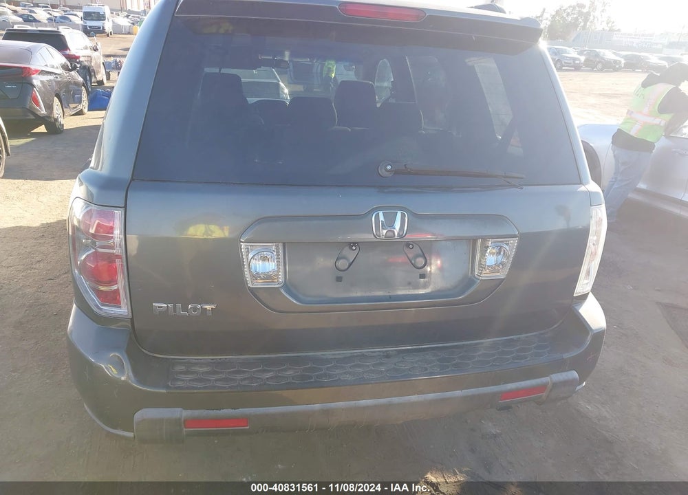 2008 HONDA PILOT VP VIN: 5FNYF28218B025439