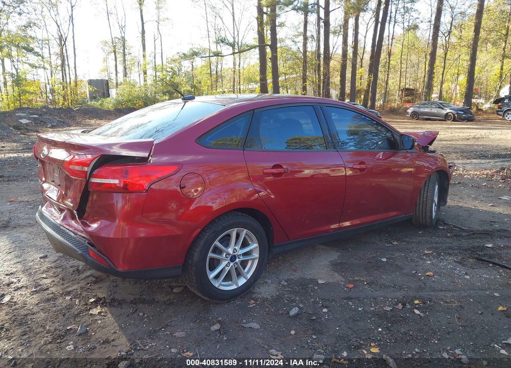 2015 FORD FOCUS SE VIN: 1FADP3F29FL209452