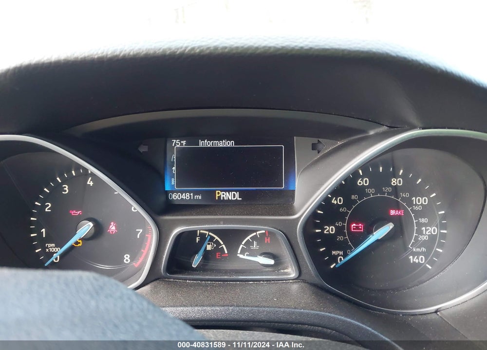 2015 FORD FOCUS SE VIN: 1FADP3F29FL209452