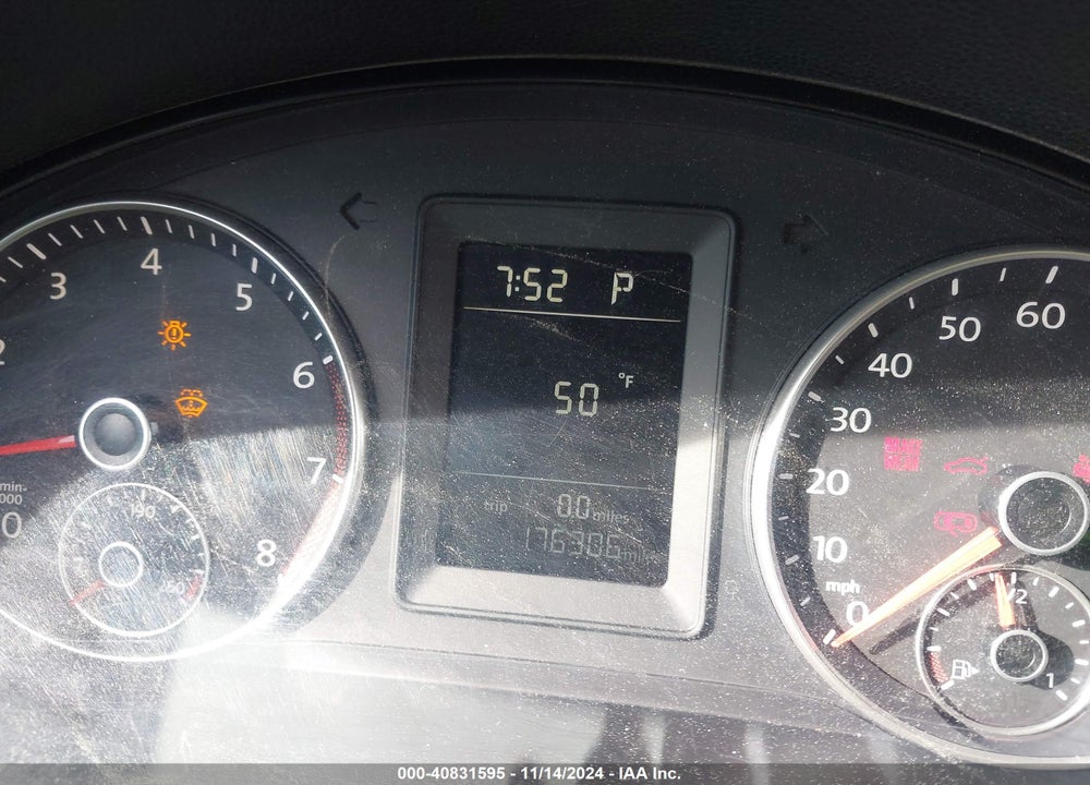 2010 VOLKSWAGEN JETTA SE VIN: 3VWRX7AJ2AM053216