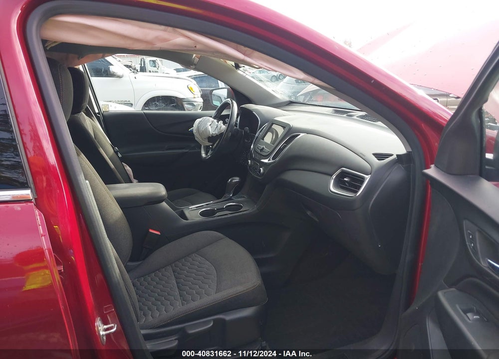 2019 CHEVROLET EQUINOX LT VIN: 3GNAXUEV2KS656702