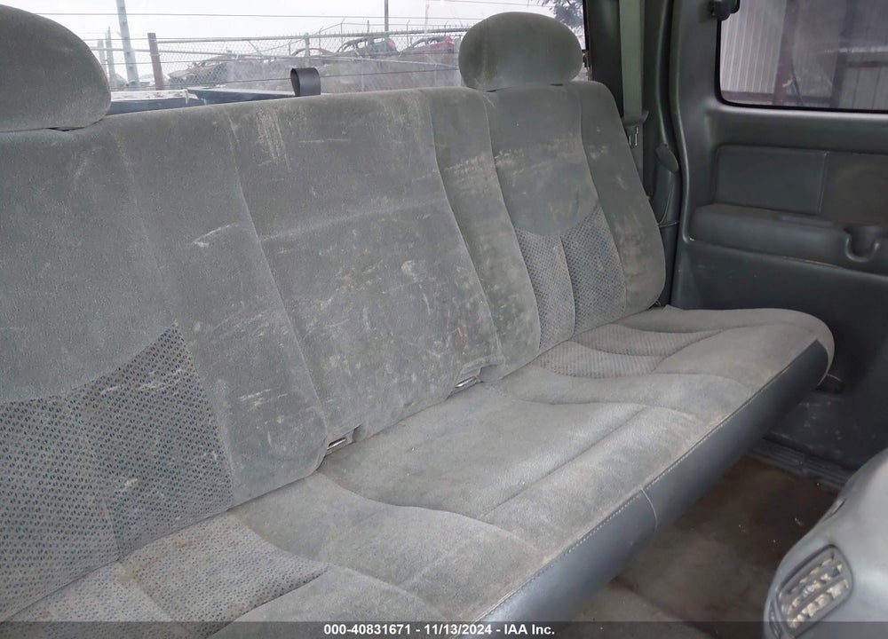 2003 CHEVROLET SILVERADO 1500 LS VIN: 2GCEK19TX31188179