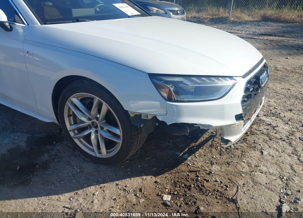 2022 AUDI A4 VIN: WAUEAAF42NN014492