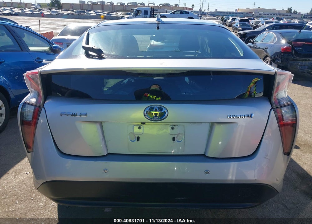 2018 TOYOTA PRIUS TWO VIN: JTDKBRFU2J3061836
