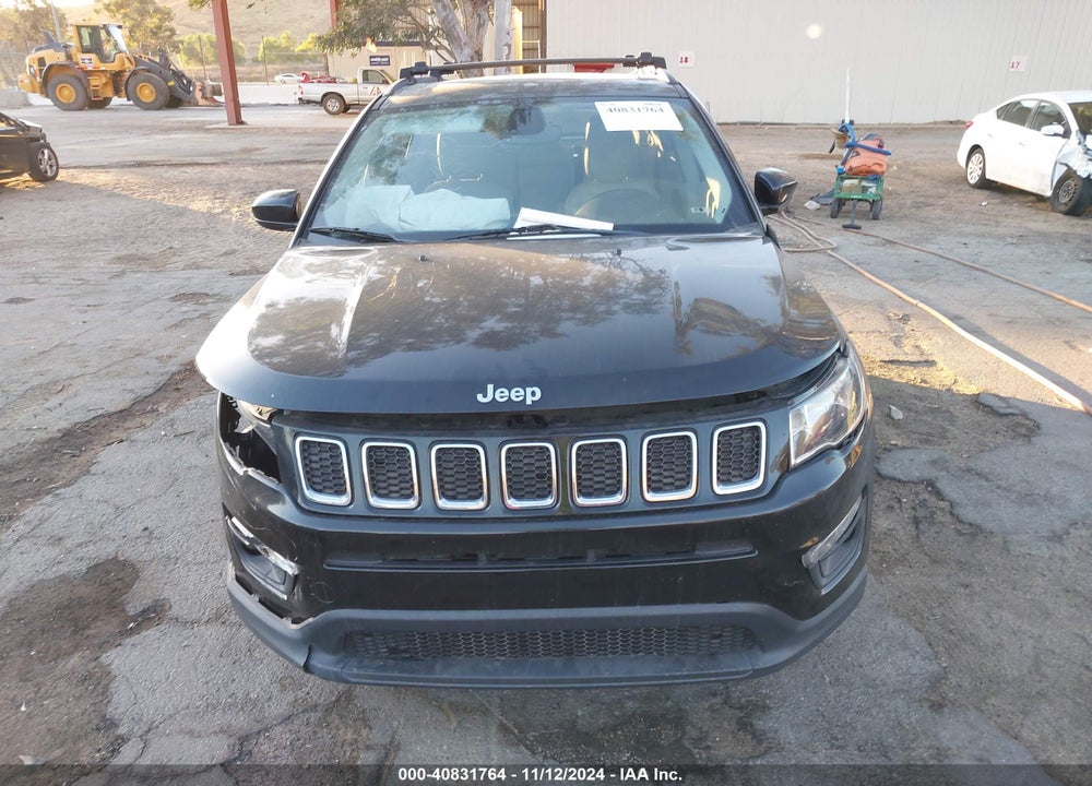2019 JEEP COMPASS SUN AND WHEEL FWD VIN: 3C4NJCBB5KT743939