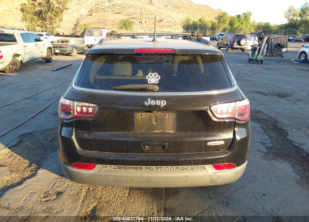 2019 JEEP COMPASS SUN AND WHEEL FWD VIN: 3C4NJCBB5KT743939