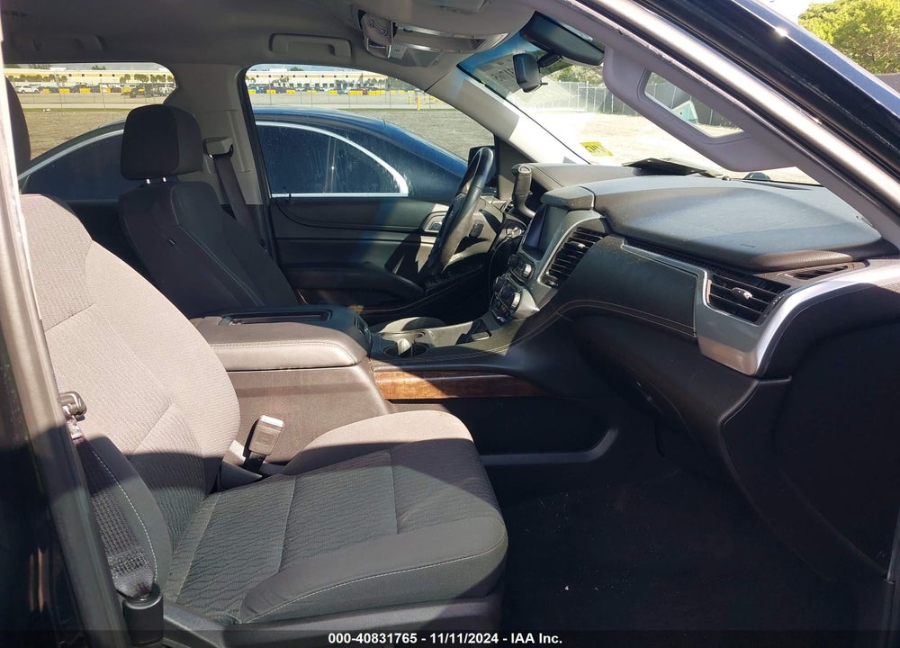 2017 CHEVROLET TAHOE LS VIN: 1GNSCAKC6HR320421