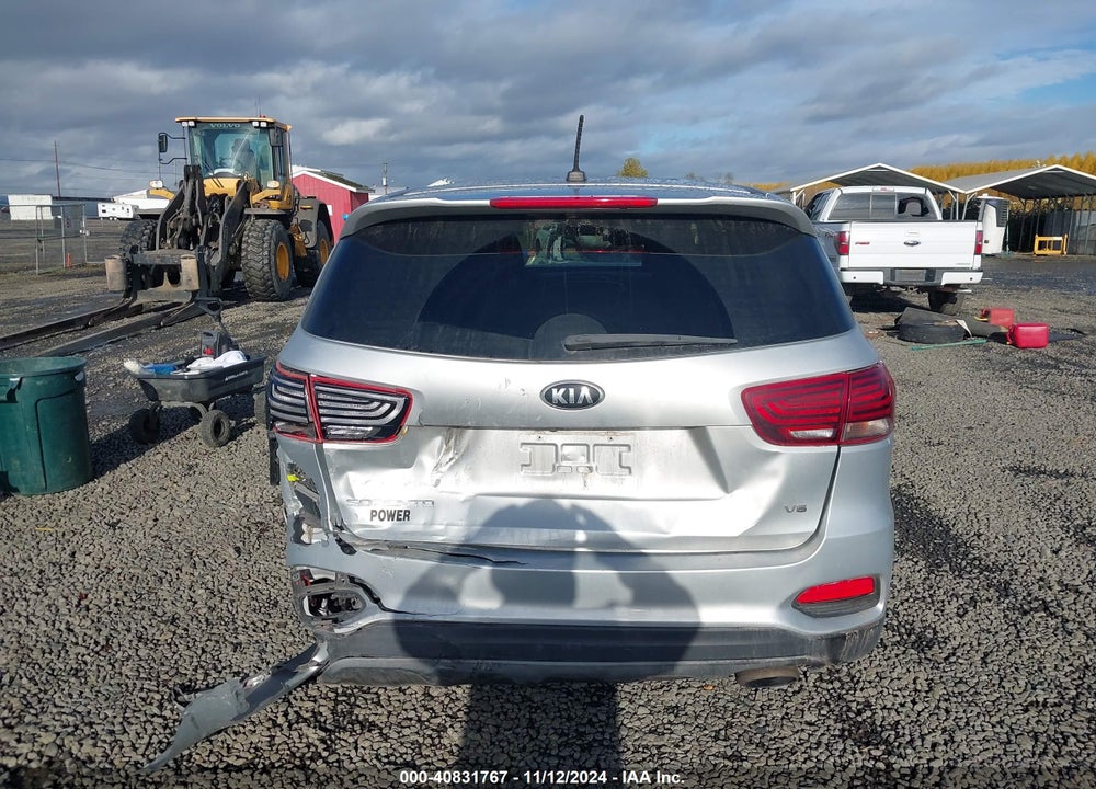 2019 KIA SORENTO VIN: 5XYPGDA59KG458435