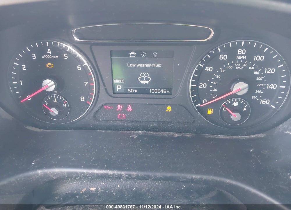 2019 KIA SORENTO VIN: 5XYPGDA59KG458435