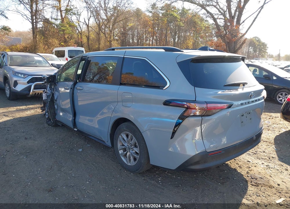 2024 TOYOTA SIENNA XSE VIN: 5TDDSKFC1RS127715