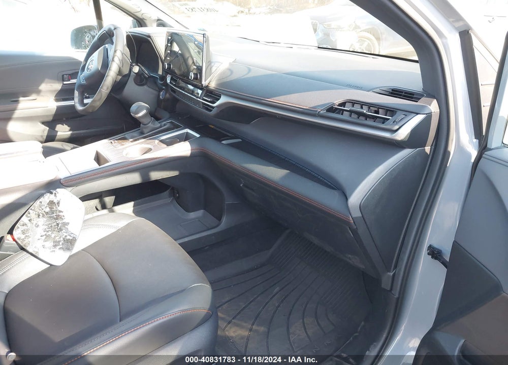 2024 TOYOTA SIENNA XSE VIN: 5TDDSKFC1RS127715