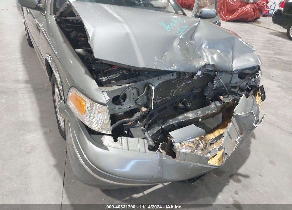2000 FORD CROWN VICTORIA LX VIN: 2FAFP74W5YX149634