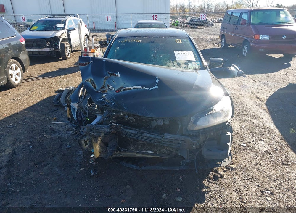 2017 HONDA ACCORD EX VIN: 1HGCR2F72HA123504