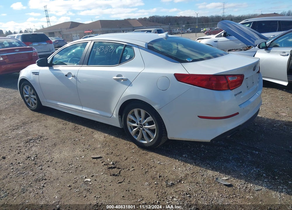 2015 KIA OPTIMA LX VIN: KNAGM4A73F5617469
