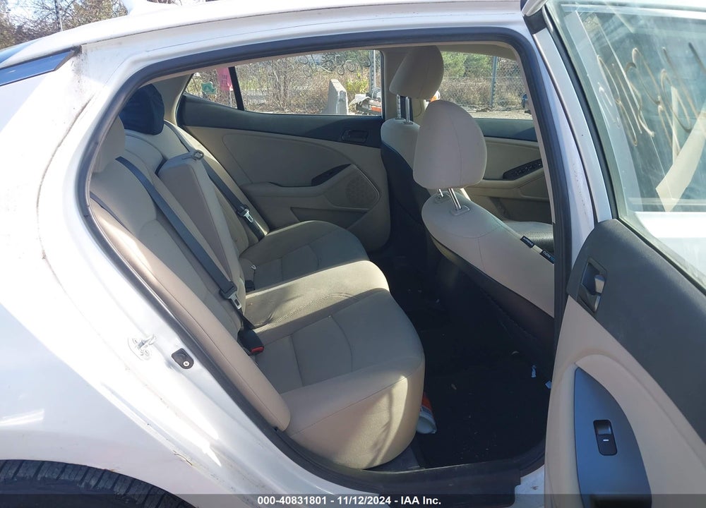 2015 KIA OPTIMA LX VIN: KNAGM4A73F5617469